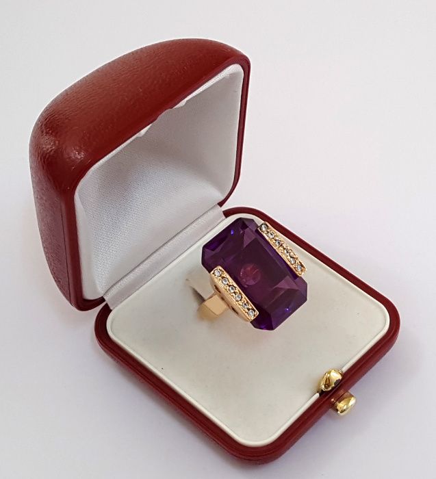 Złoty pierścionek Art deco w typie TIFFANY z lat 50-tych