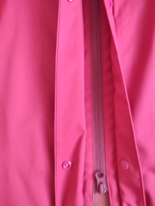 Дощовик blocktech uniqlo колір фуксія