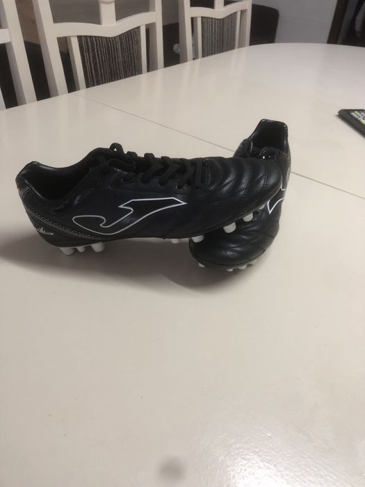 Chuteiras da Joma Como Novas