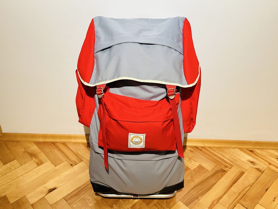 Plecak trekingowy ze stalarzem vintage retro turystyczny jak nowy