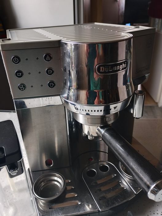 DeLonghi 860m ekspres do kawy