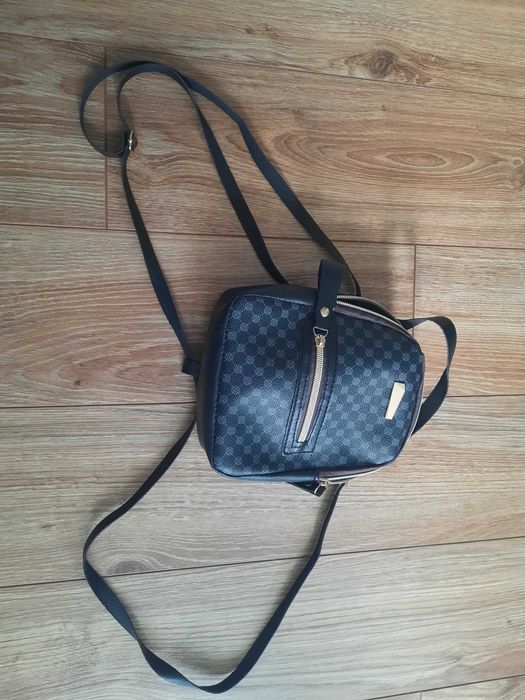 Plecak mały czarny elegancki