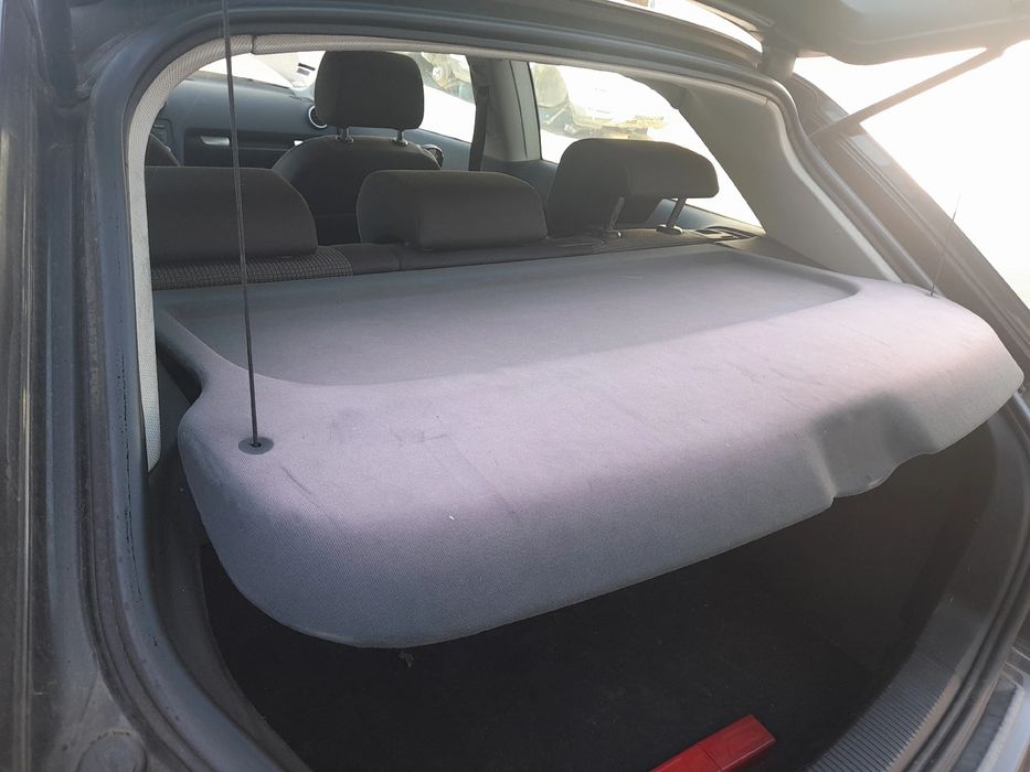 Chapeleira / tampo da mala AUDI A3 (8P1)