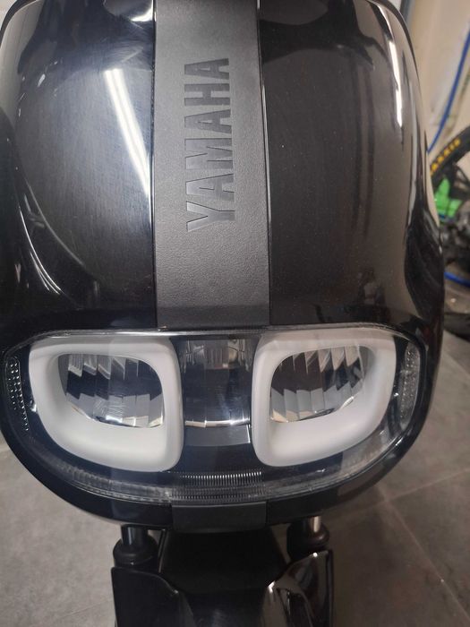 Yamaha NEOS scooter eléctrica