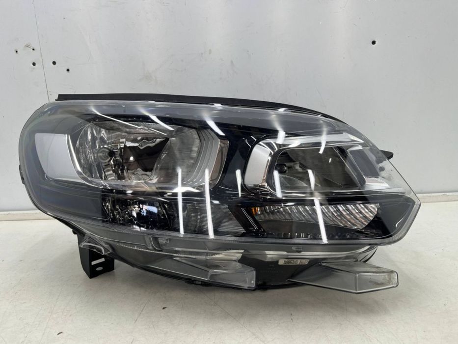 Lampa reflektor Citroen Jumpy III SpaceTourer Scudo Vivaro C 16r.- Prawa przednia H7 H15 9808567680