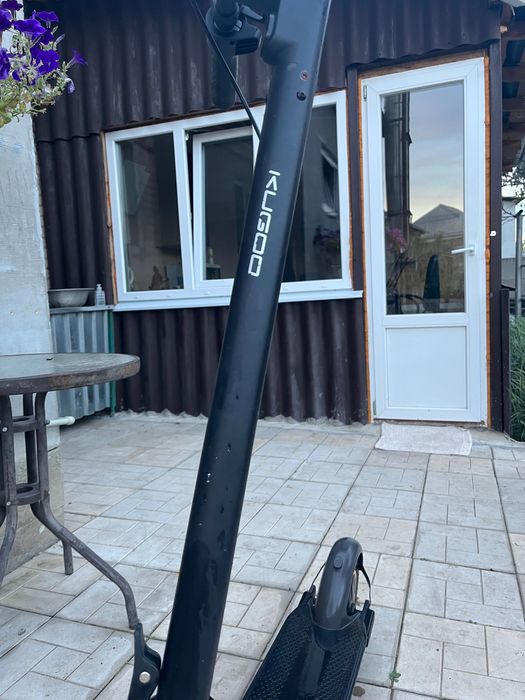 Електросамокат kugoo