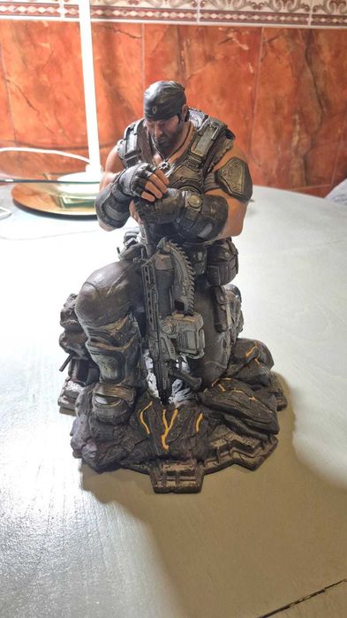Figura Gears of War 3 Epic edition Marcus Fenix
