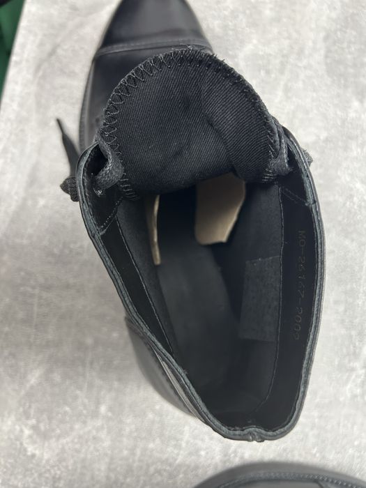 Шкіряні ботинки