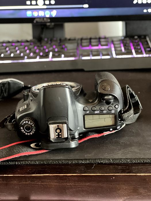 Canon EOS| 60D Extras