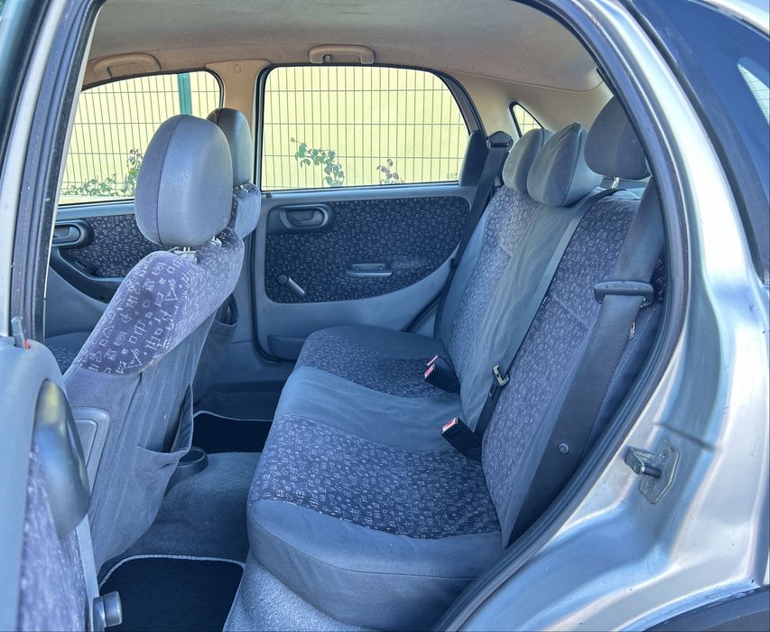 Opel Corsa 1.2 Elegance 2001 AC