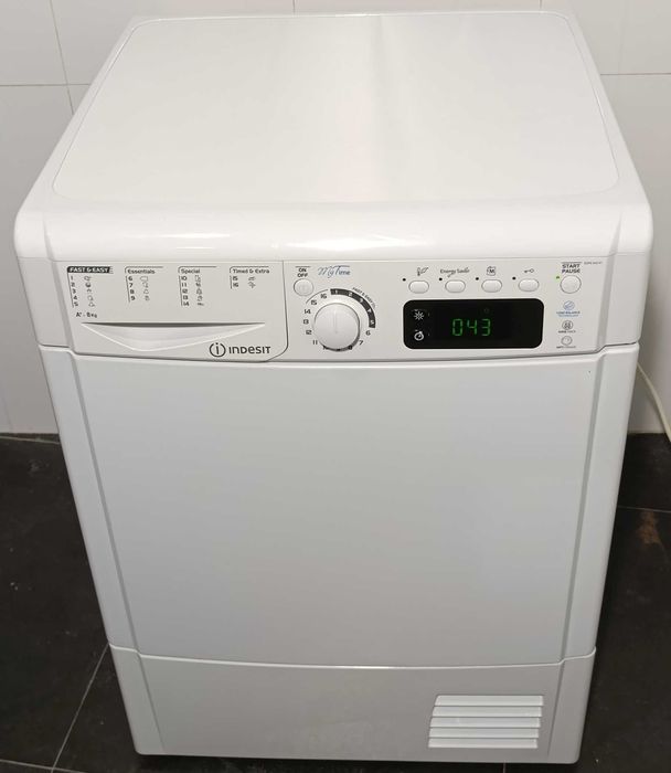 Máquina de Secar Roupa / Secadora Indesit Bomba de Calor 8kg  - 100% Funcional - Entrega Incluída