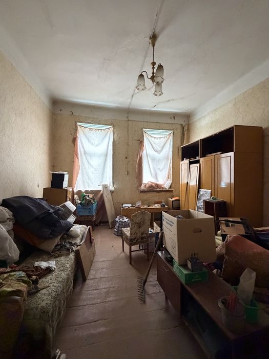 Бердичів вул Здоровʼя рн лікарні продаж 2 кімн квартири 43,2 кв м