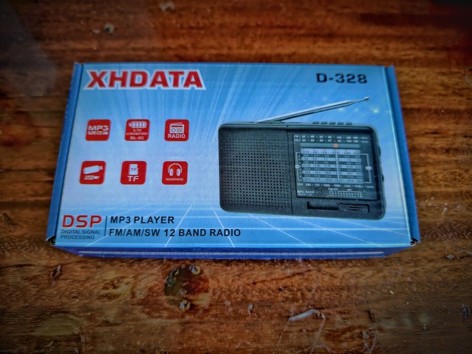 радиоприемник XHDATA D-328 (FM/AM/SW + MP3)