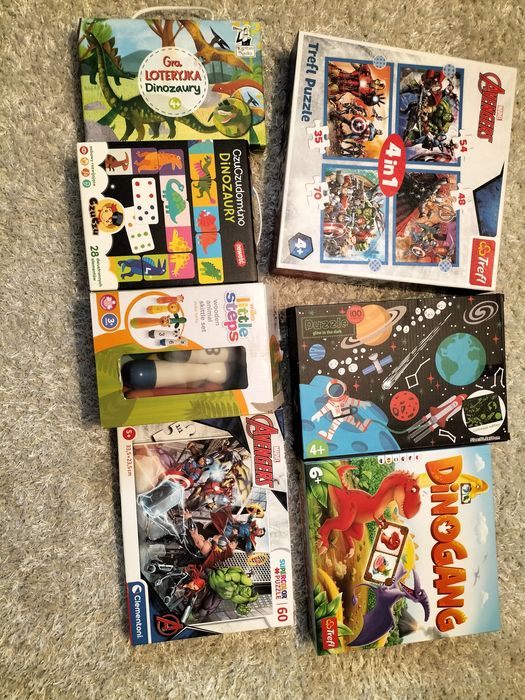Zestaw gier i puzzli