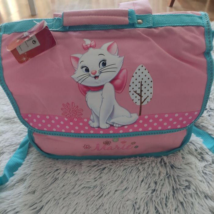 Plecak szkolny z kotkiem.