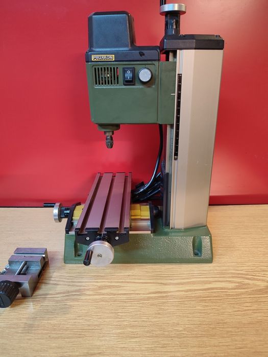 Proxxon MF 70 міні фрезерний станок