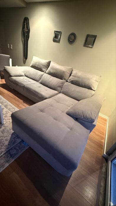 Sofá chaise longue pele cinza