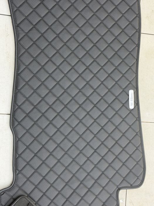 Килимки Cadillac Escalade