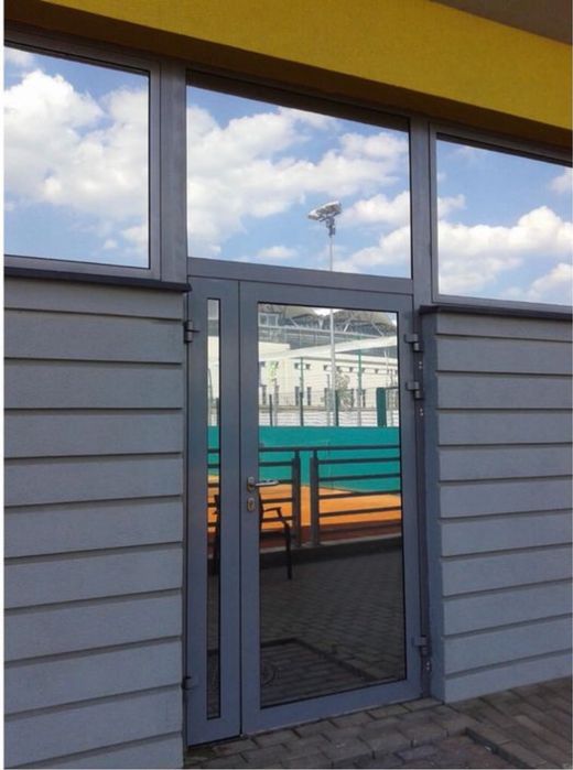 Folia lustrzana, lustro weneckie, ochrona przed UV, oklejanie okien