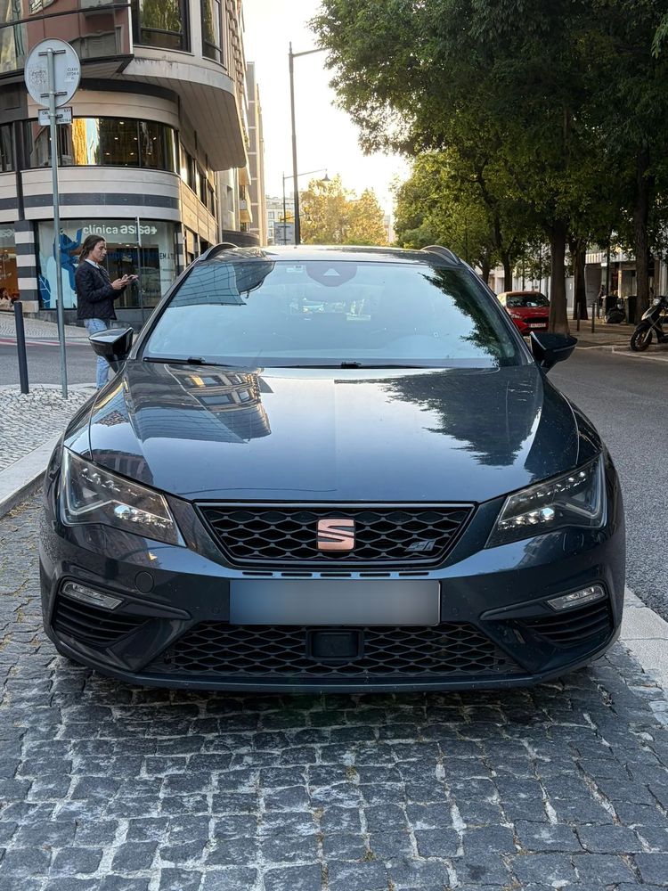 SEAT Leon ST 2.0 TSI S&S 4Drive DSG Cupra 300