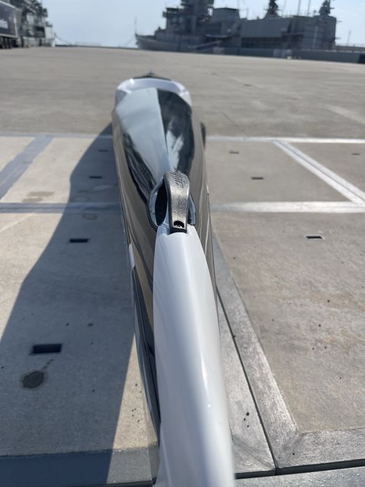 Surfski Epic V8 pro elite