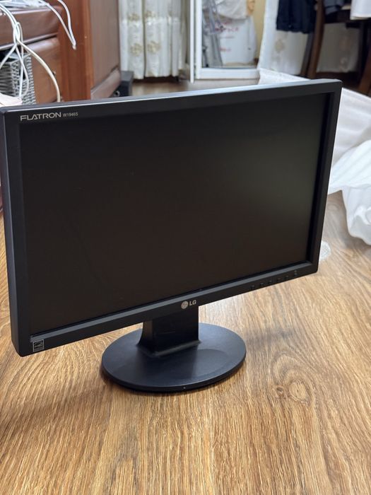 Монітор LG FLATRON W1946S - BF