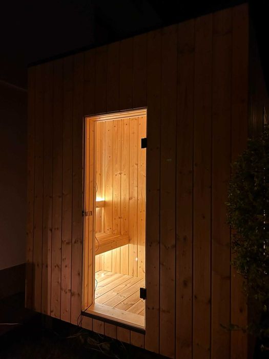nowoczesna sauna ogrodowa