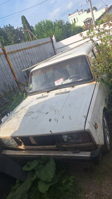 Продам жигули ВАЗ 2104