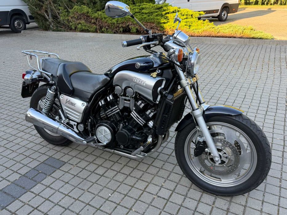 Yamaha V-MAX 1200