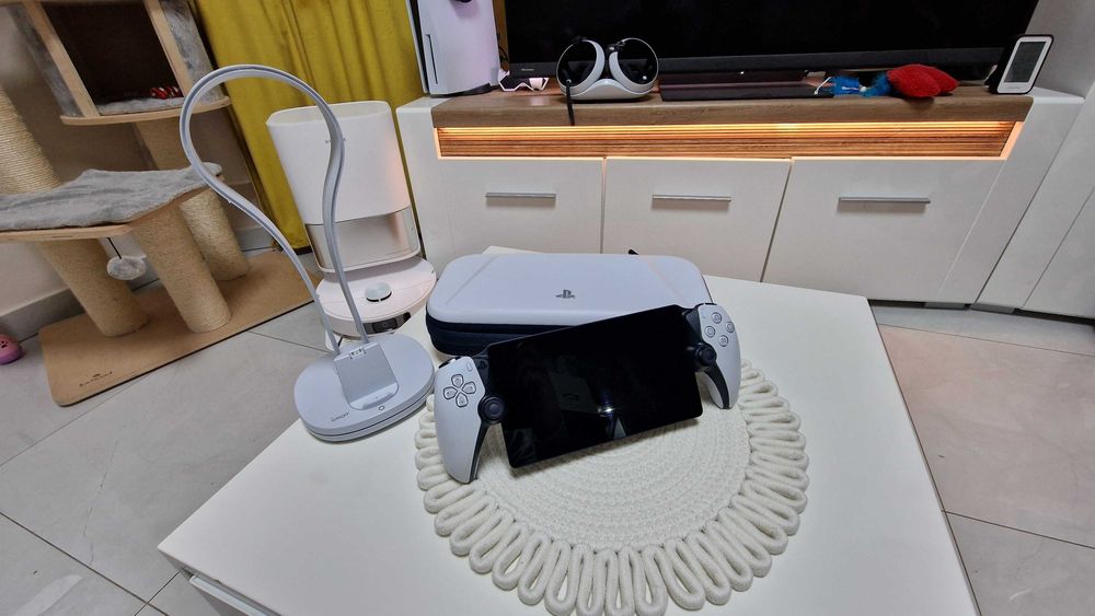 Ps Portal+Etui+słuchawki 3D puls+Stacja Dokująca RGB BDB Stan