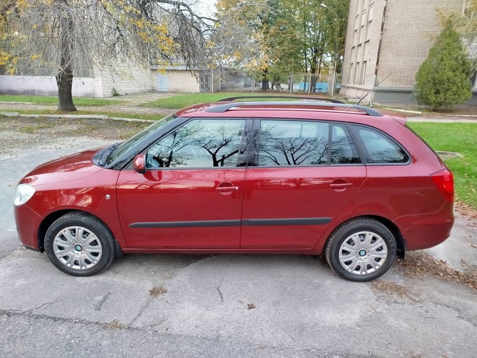 Skoda Fabia || 1.6MPI Combi Ambiente