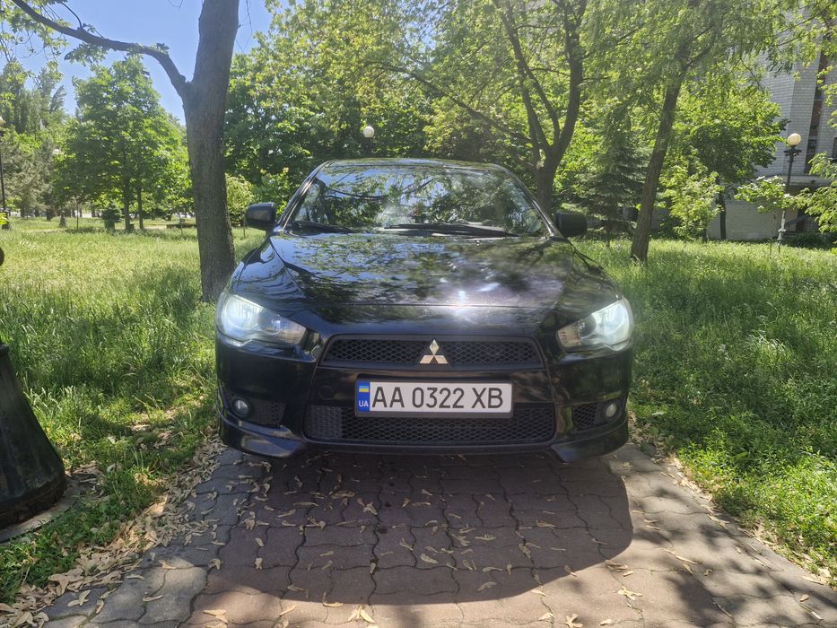 Митсубіші лансер Х