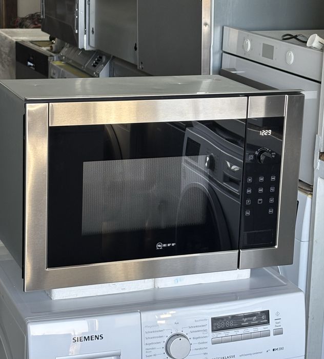 Вбудована мікрохвильова шафа NEFF — німецька якість та сучасний дизайн