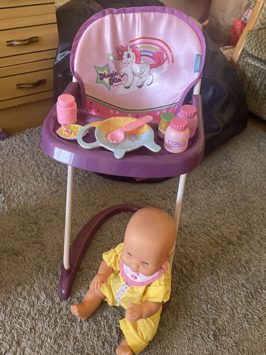 Cadeira papa e boneca  15,00€