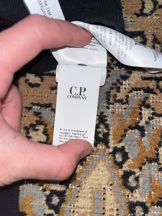 Продам світшот CP COMPANY