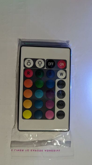 LED стрічка з управлінням через bluetooth або пульт