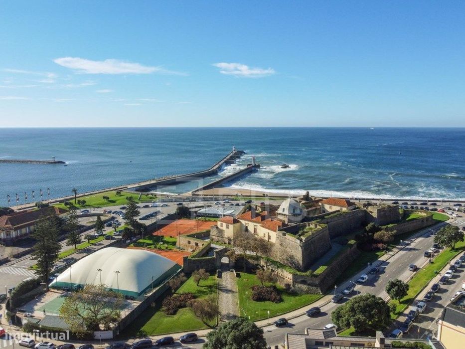 Apartamento T1 com varanda, na Foz do Douro