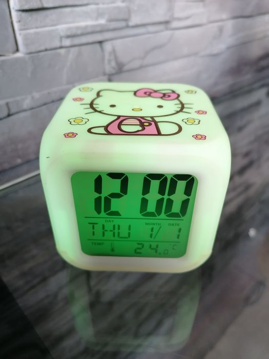Budzik zegar lampka Hello Kity