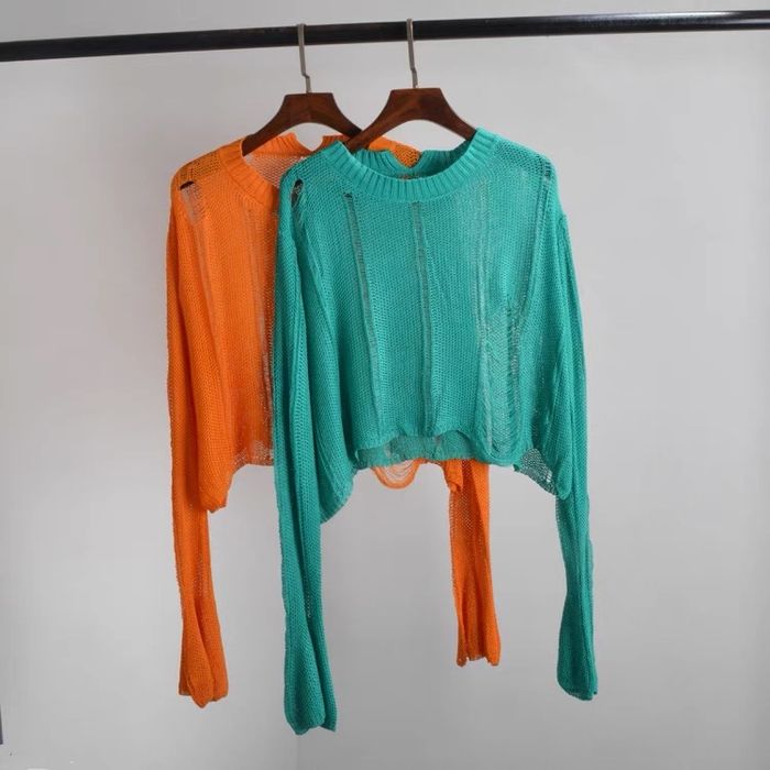 Рваный свитер новый кофта рваная