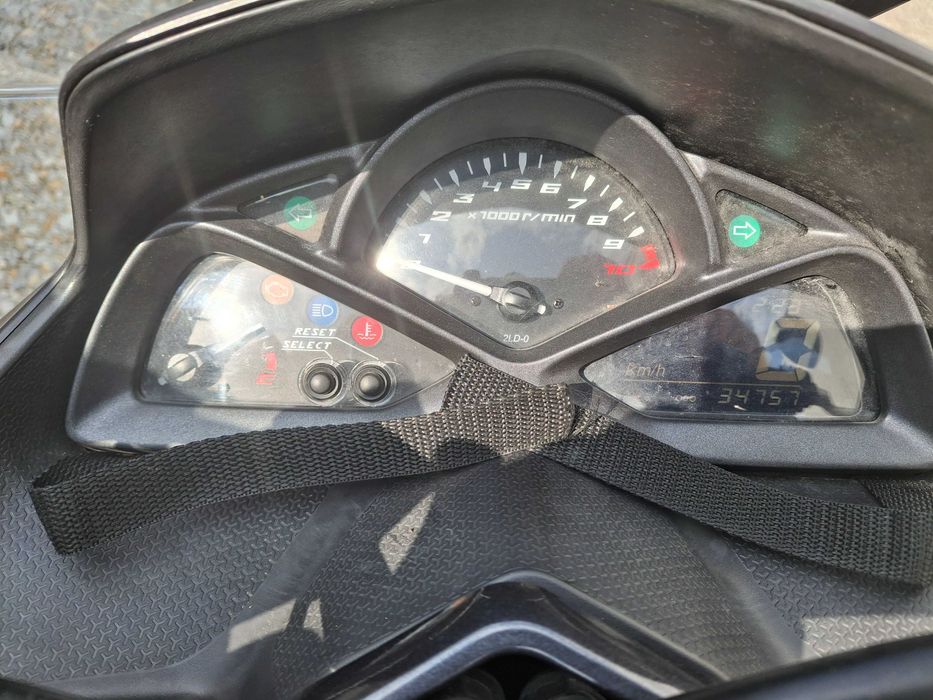 Yamaha  Majesty S na kat B