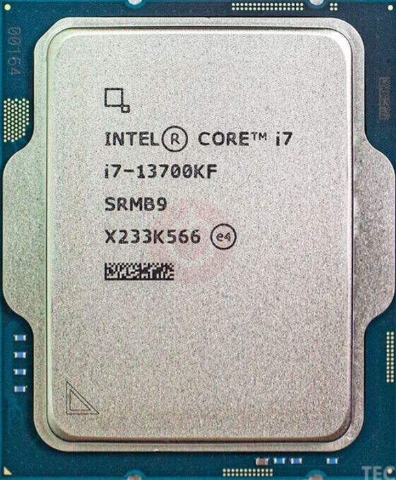 Procesor Intel Core i7-13700KF - 16 rdzeni – dobra sztuka (undervolt)