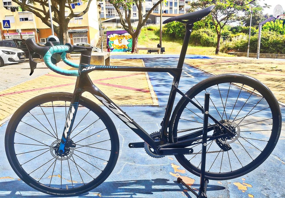 KTM Revelator Alto AXS