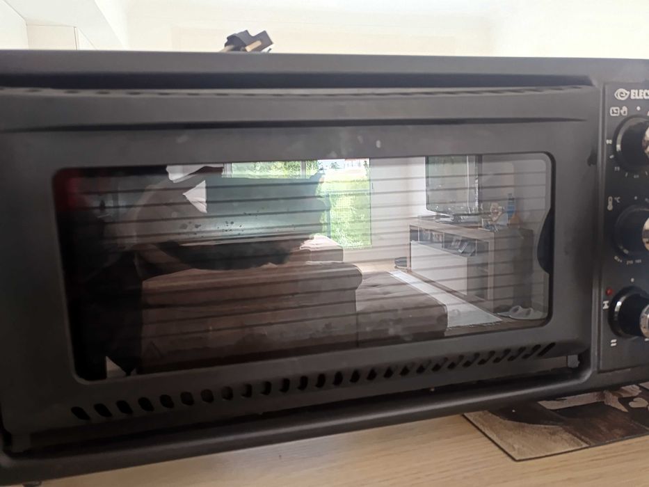 Conj.Eletrodomésticos:Forninho c/Grelhador +Aspirador Robô + Cafeteira