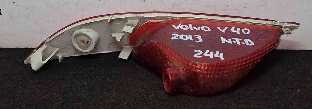 Farolim Nevoeiro Trás Direito 31395551 - VOLVO V40 Hatchback