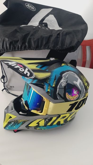 Capacete airoh novo