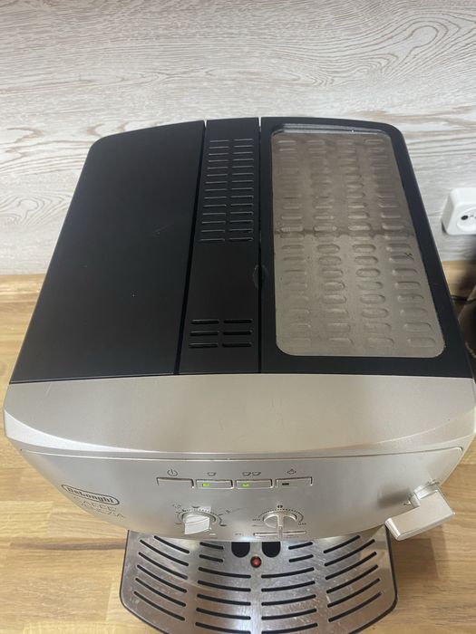 Делонгі кавова машина кофе кофемашина кофе машина кава кавоварка delonghi