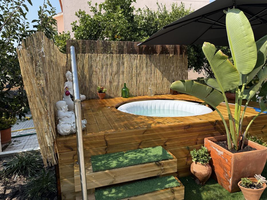 Spa de jardim e jacuzzi