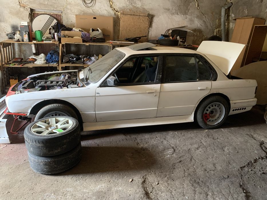 Продам БМВ Е30 drift (дрифт корч)