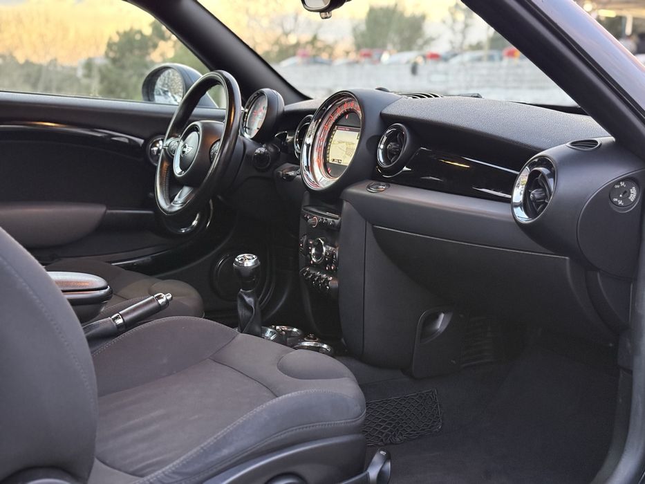 Mini Cooper S  impecável