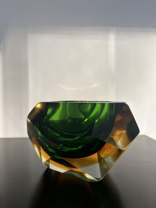 Duża popielnica ze szkła Murano autorstwa Flavio Poli